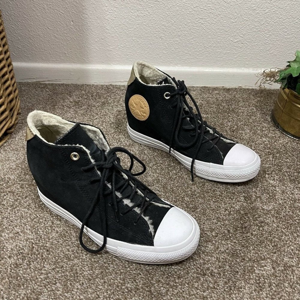 Converse All Star Women’s Size 9 Hidden Wedge Sneakers Black Gold White Fur Trim